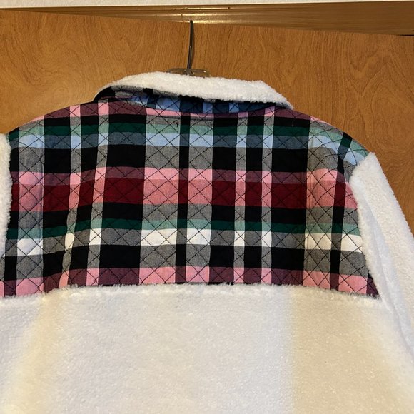 VERA BRADLEY Sz 3X White w/ Multi-Color Quilted Bodice & Trim 1/4 Zip Fleece Top - Picture 7 of 7